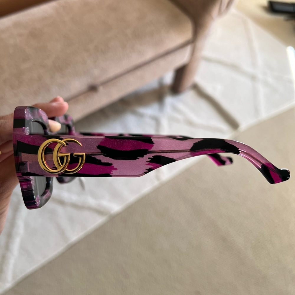 New Gucci Sunglasses - Picture 6 of 7